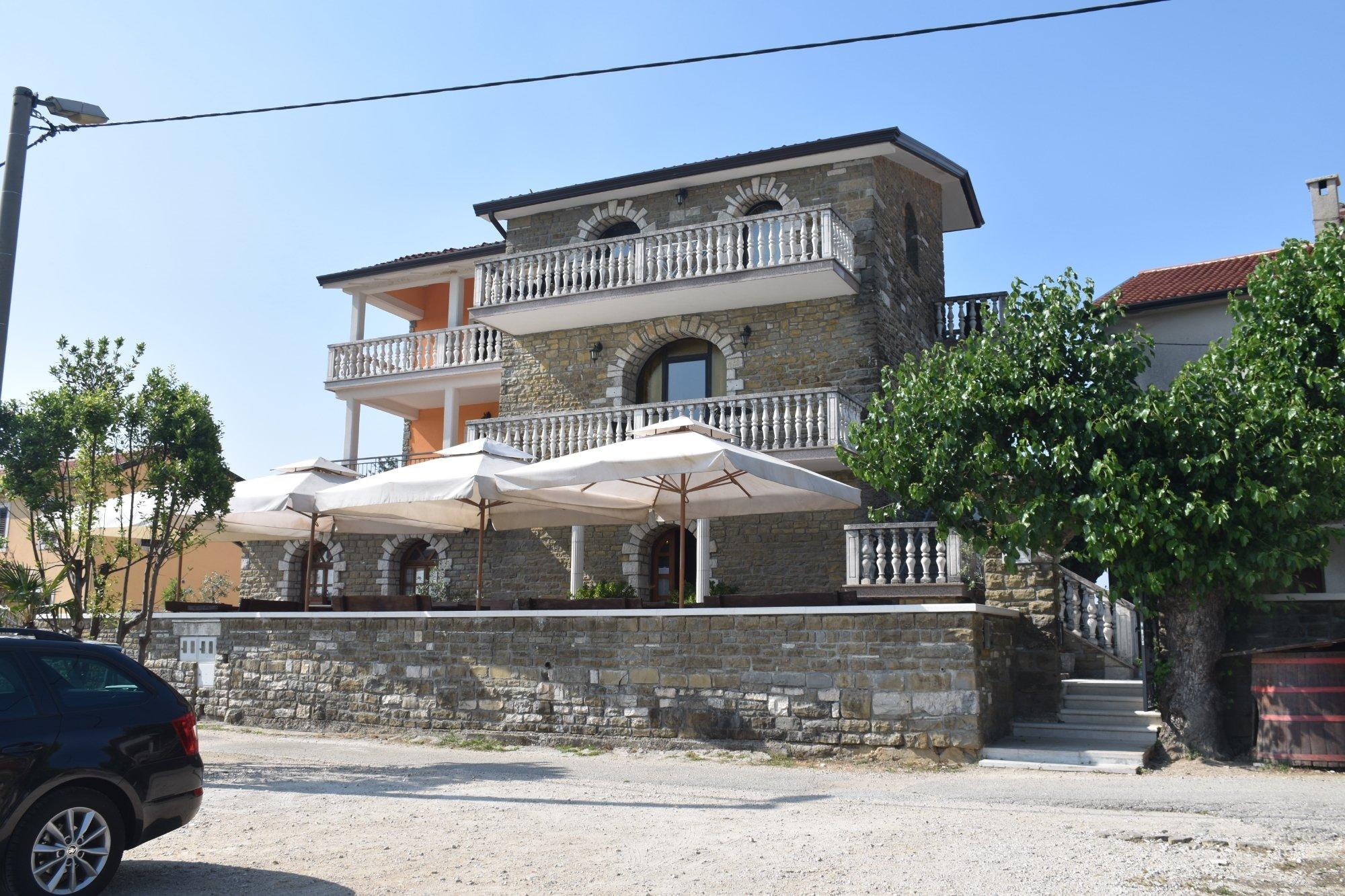 Photo by antoinev2707