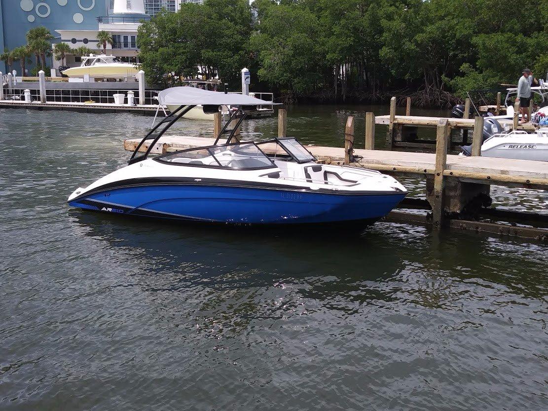 Fast Boat Rentals