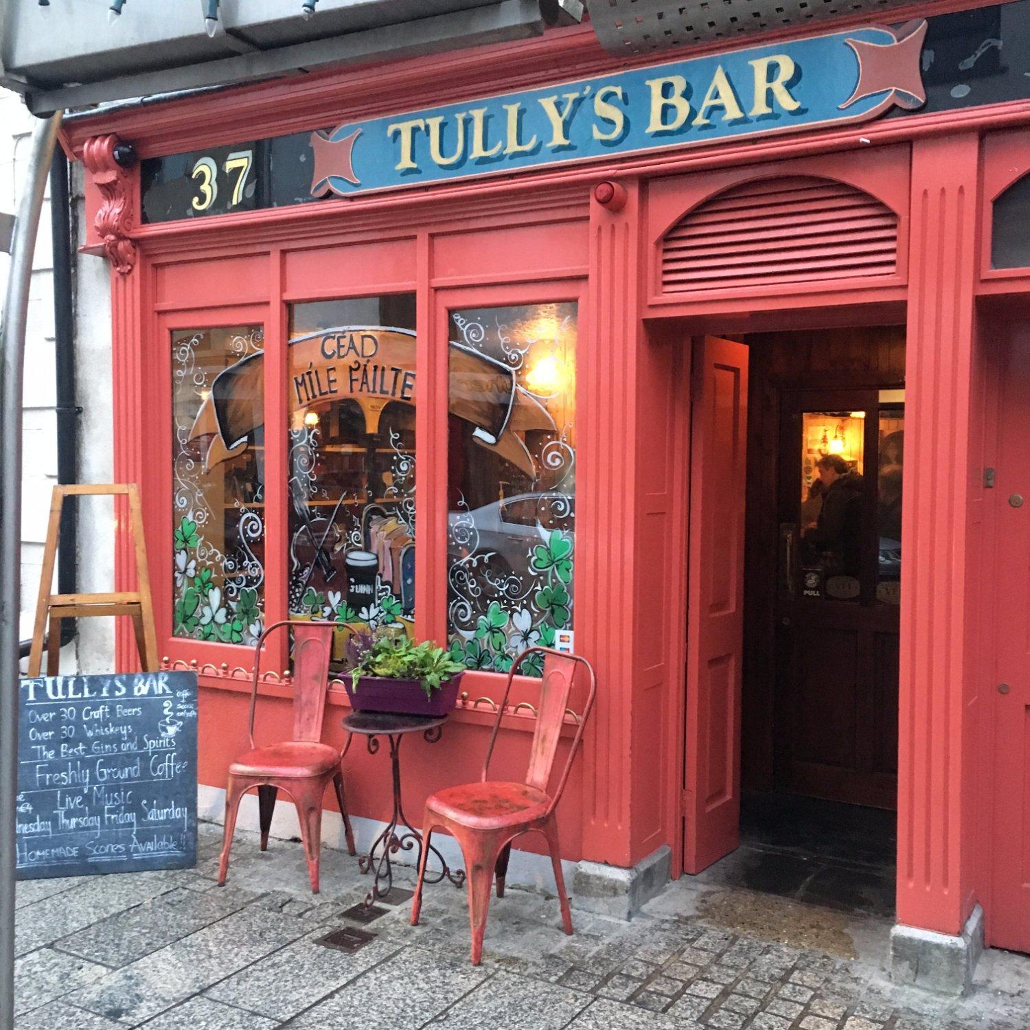 Tully's Bar