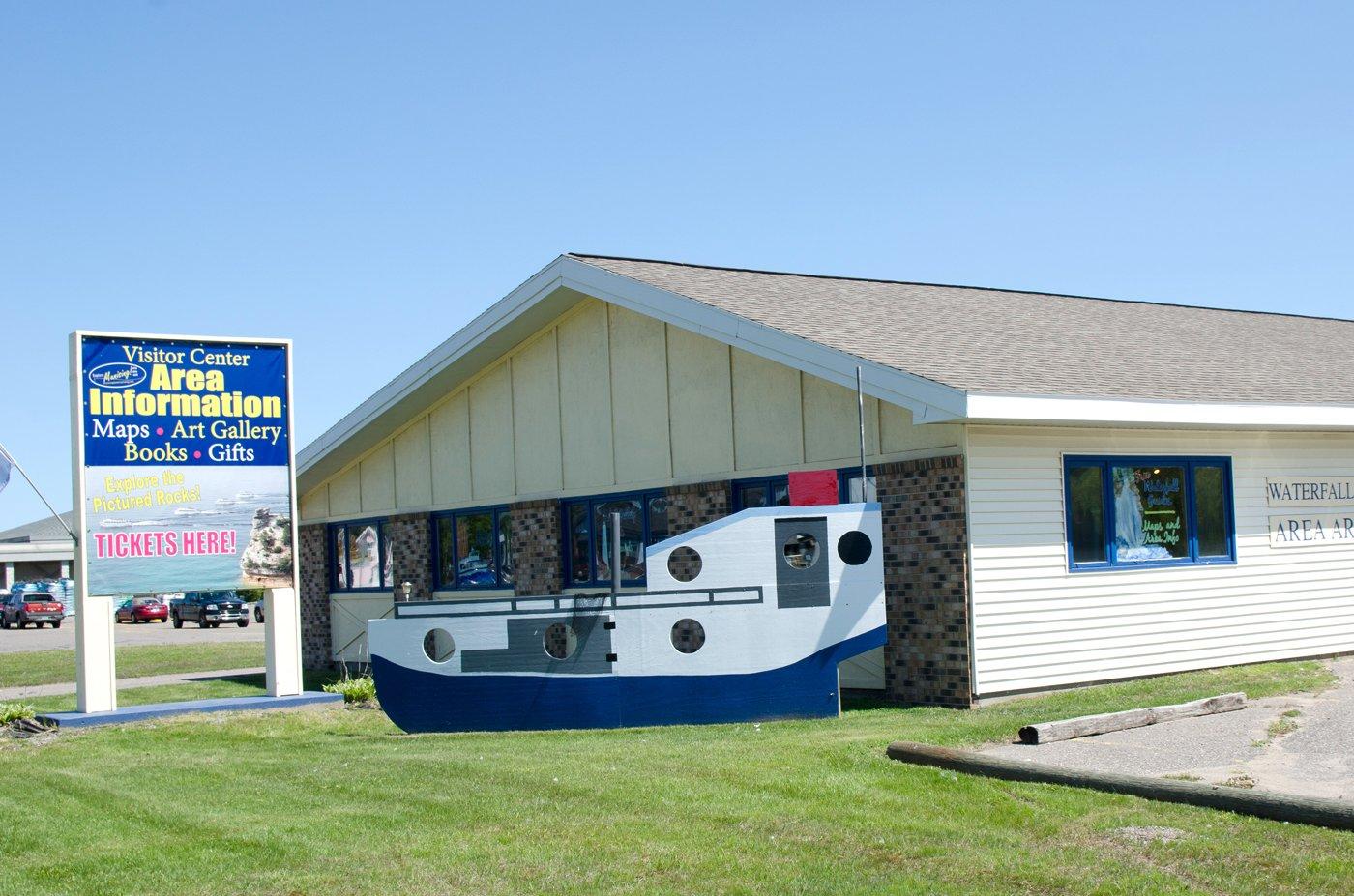 Munising Visitor Center