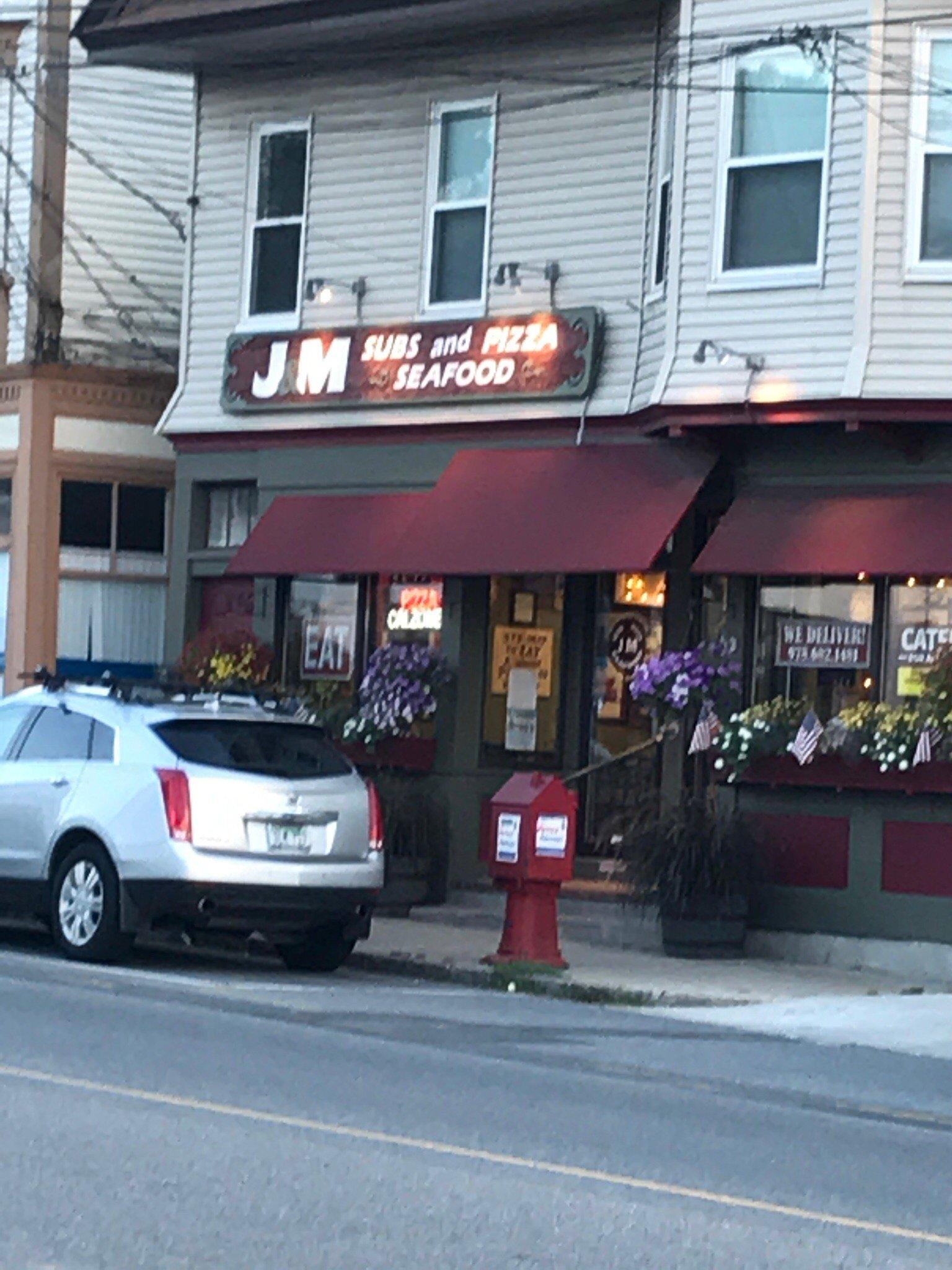J & M Subs & Pizza