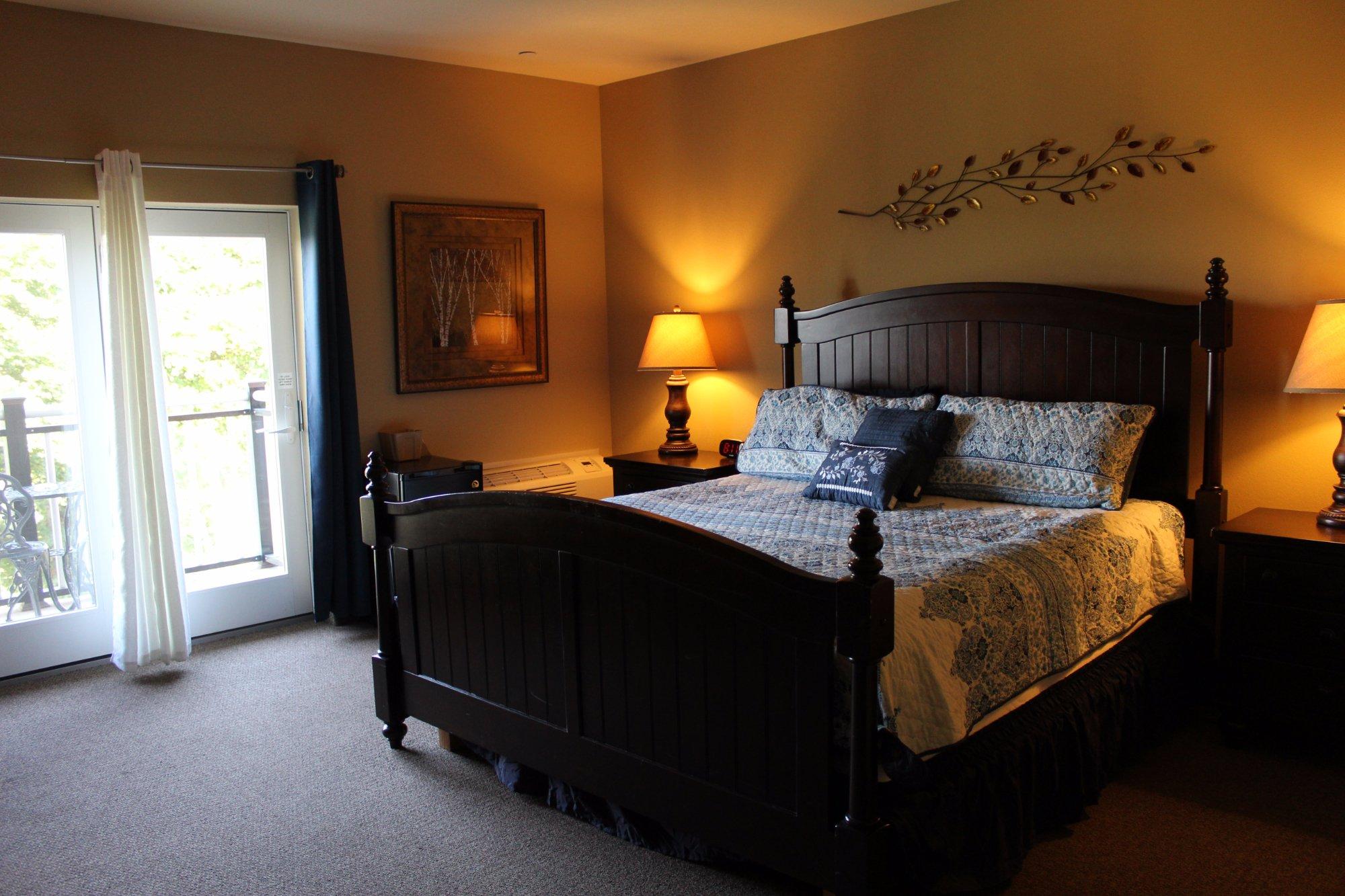 Woodstone Country Club & Lodge