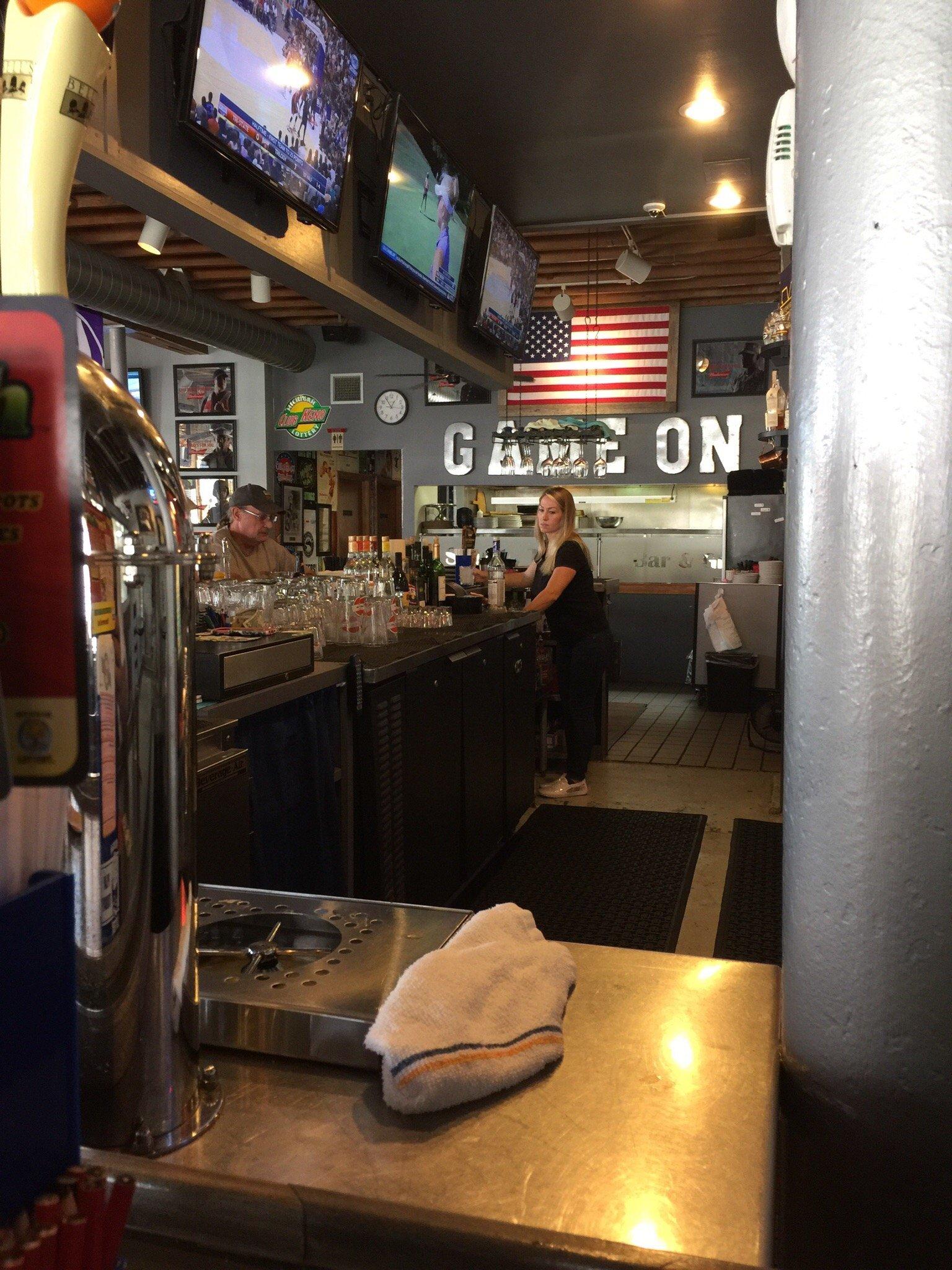 Kloosterman's Sports Tap Bar & Grille