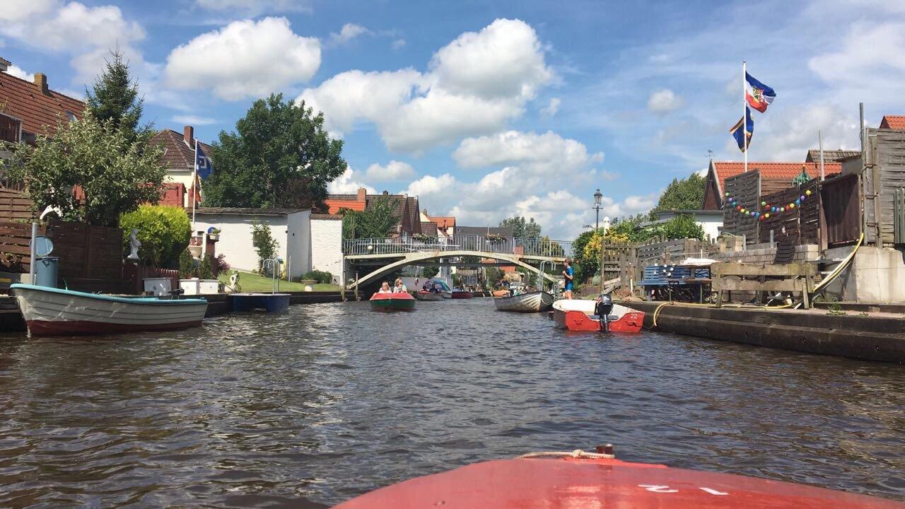 Friedrichstädter Grachtenfahrt