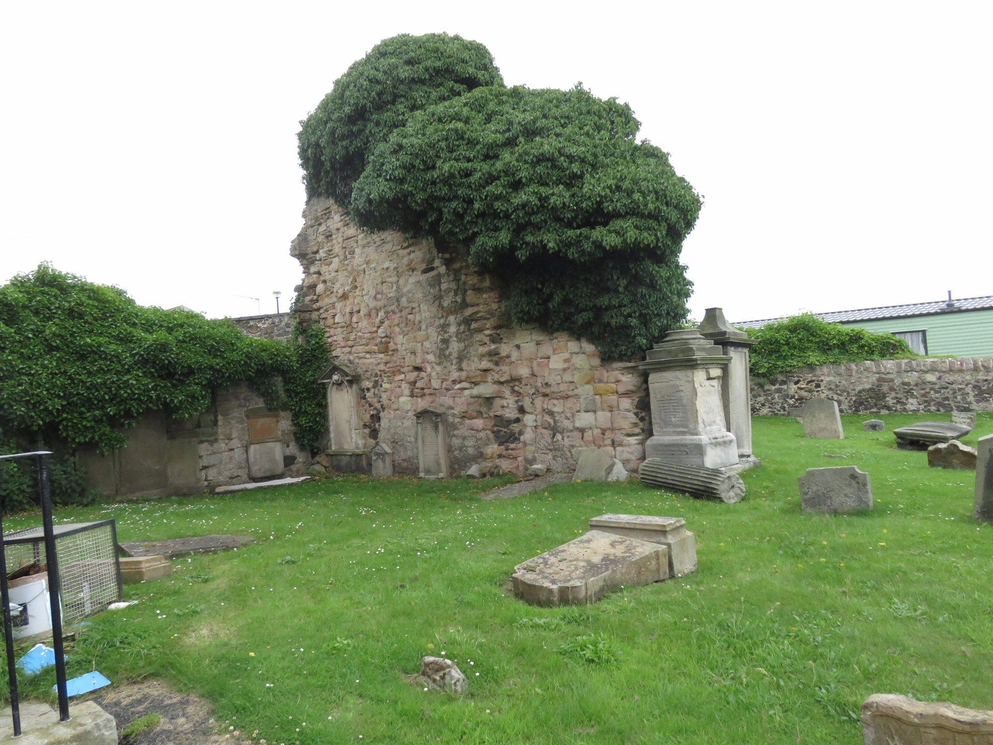 Kinghorn Parish Church and Graveyard