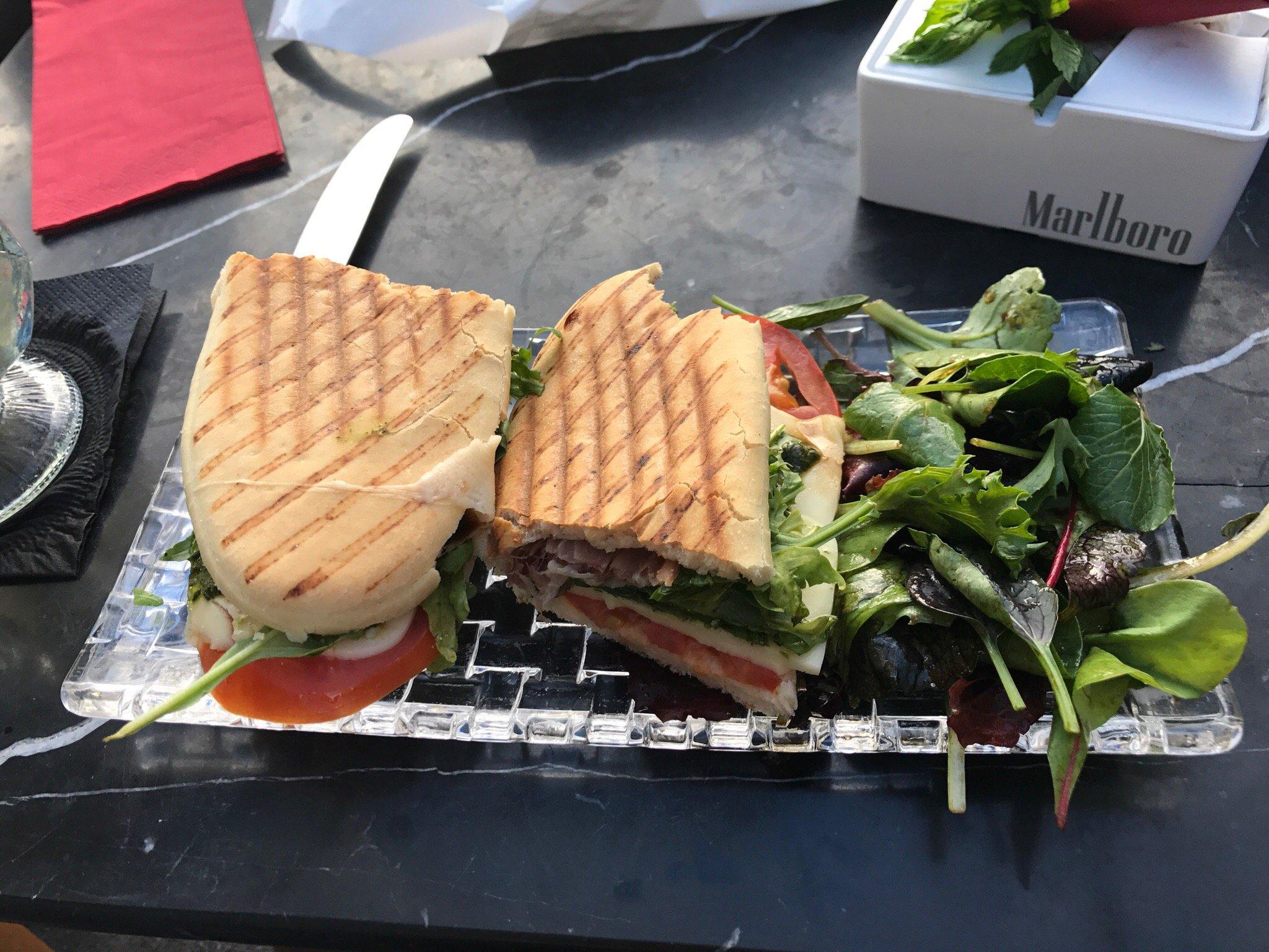 Cipriano - wine & ham