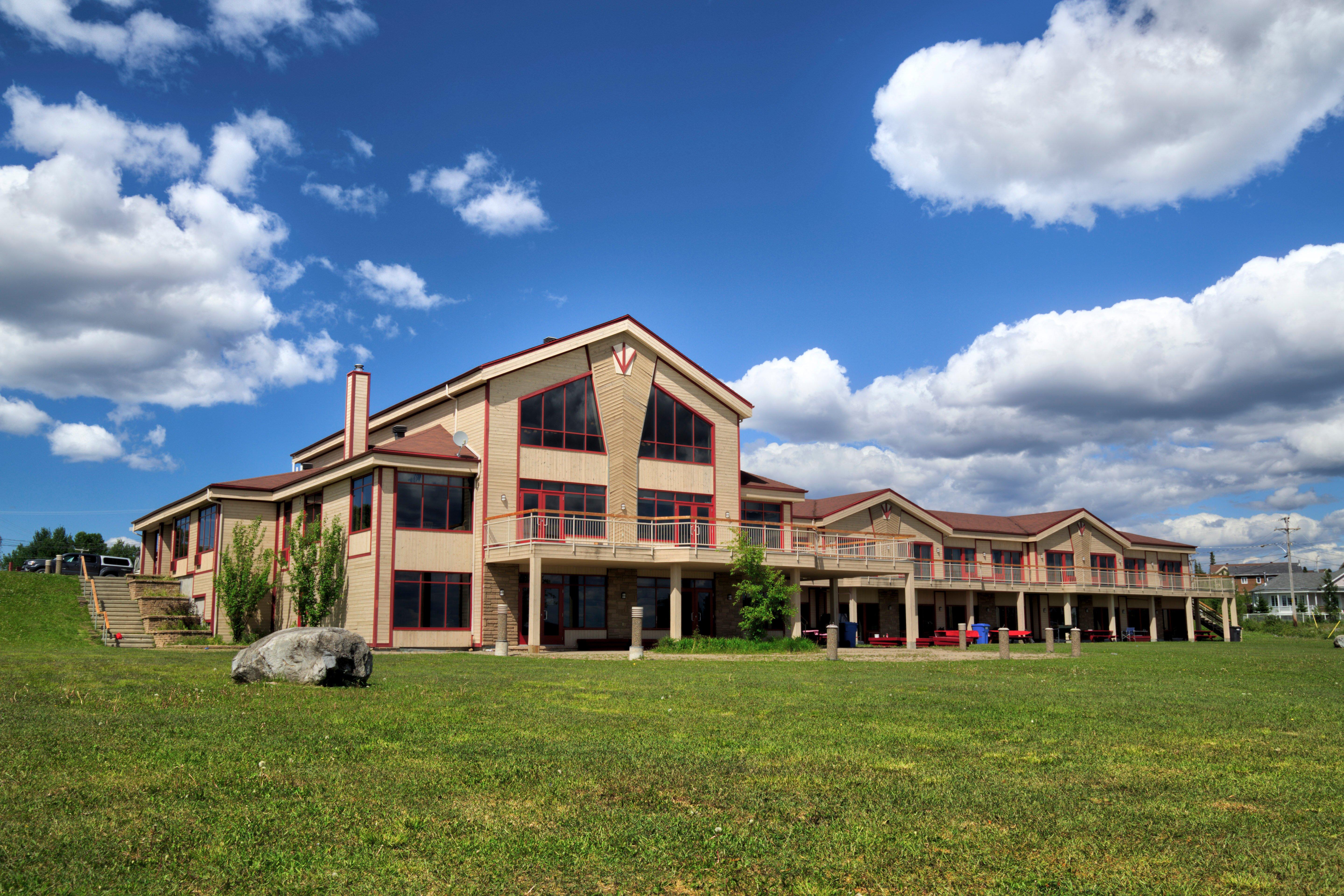 Auberge Mistissini Lodge