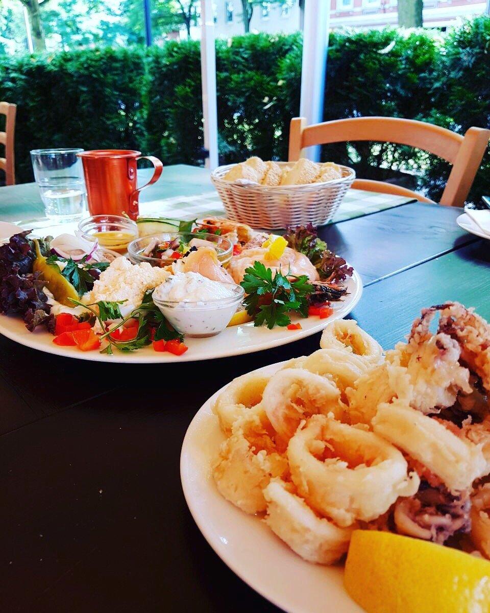 Ouzeri - die Griechische Botschaft