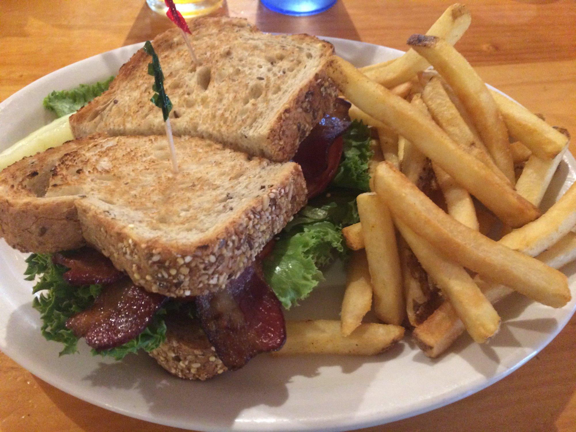 Photo by Elizabeth-Lucy