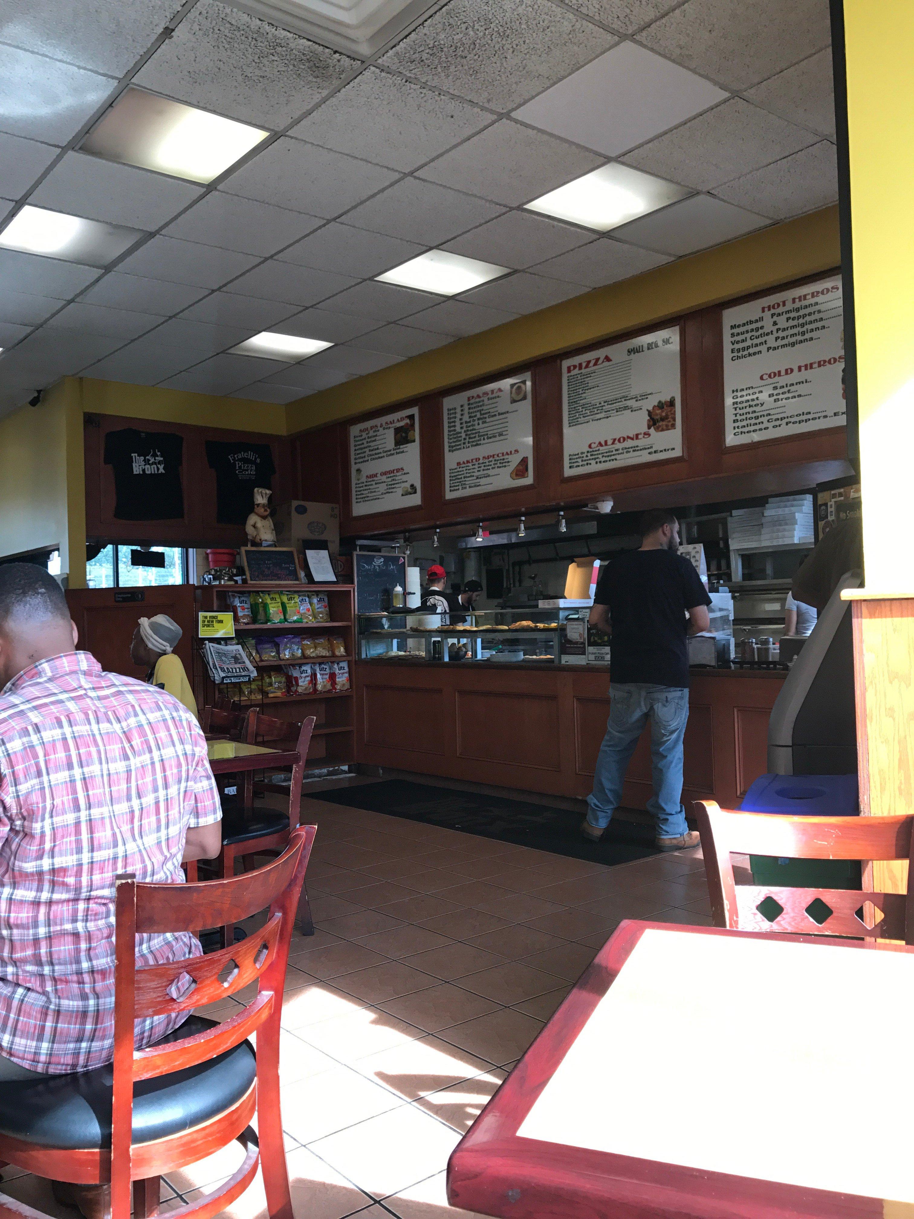 Fratelli's Pizza Cafe
