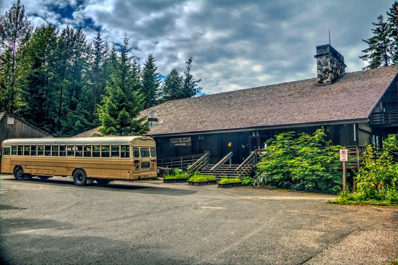 Glacier Bay Lodge & Tours