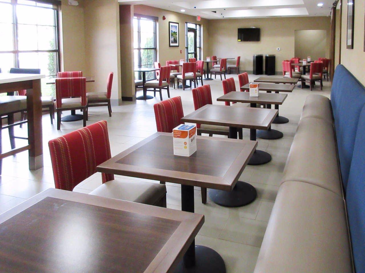 Comfort Suites