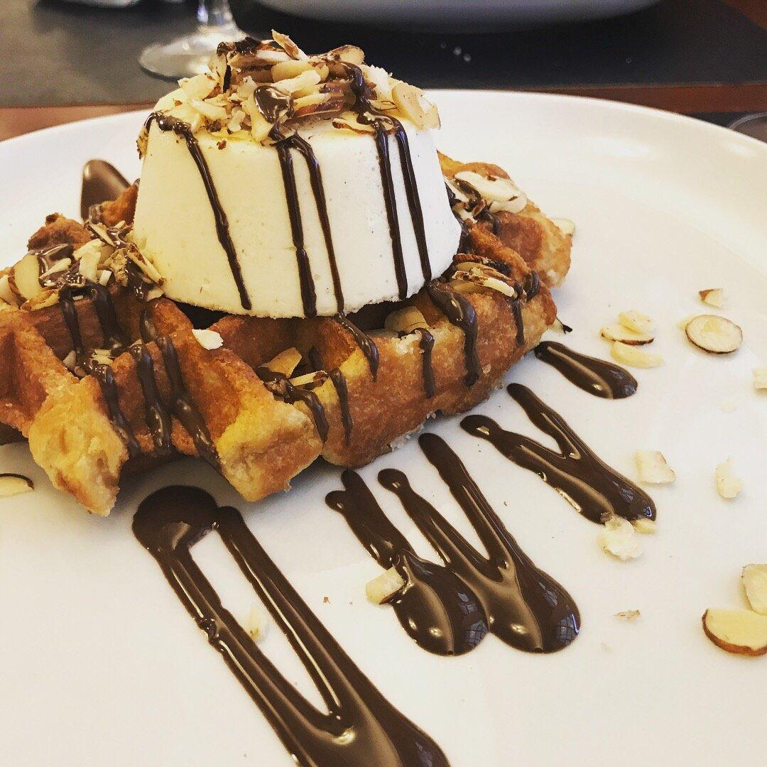 Photo by H7457IImichaele