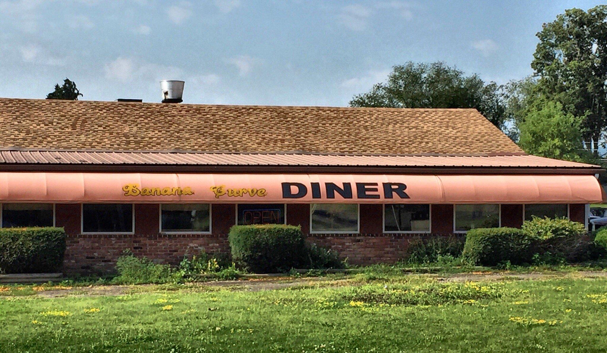 Banana Curve Diner