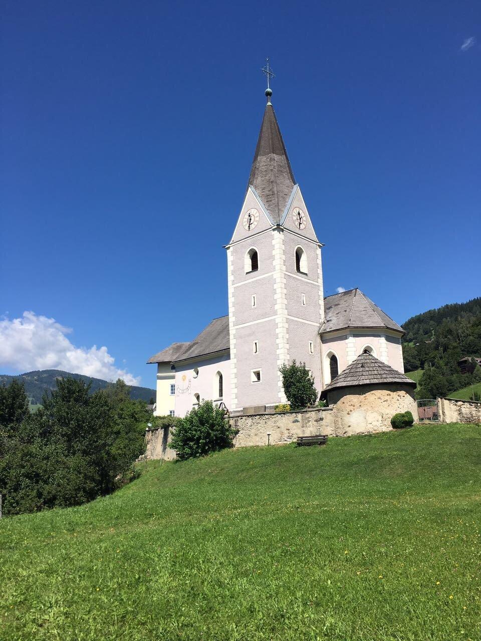 Kath. Pfarrkirche Sankt Peter ob Radenthein