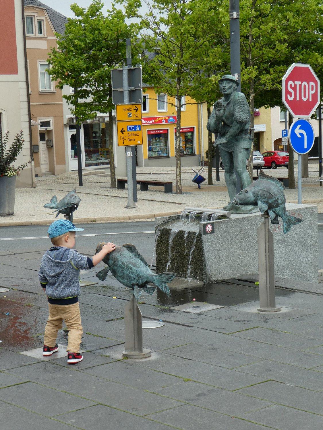 Karpfenpfeiferbrunnen