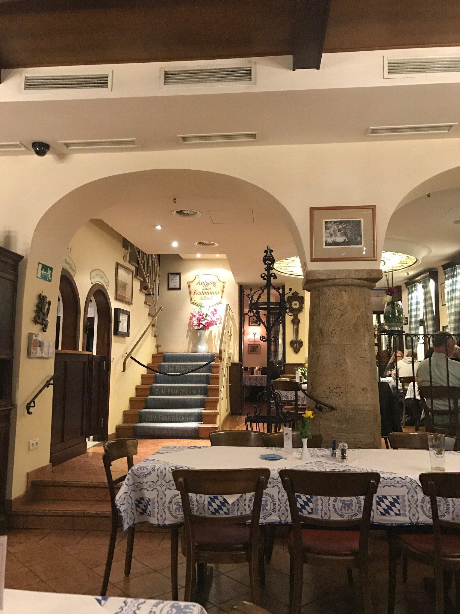 Franziskaner Weihnachtsstandl