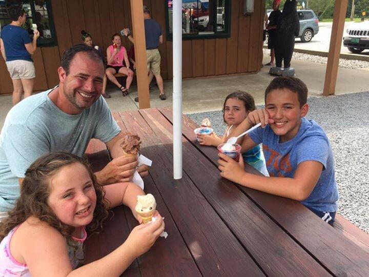 Bon's Ice Cream