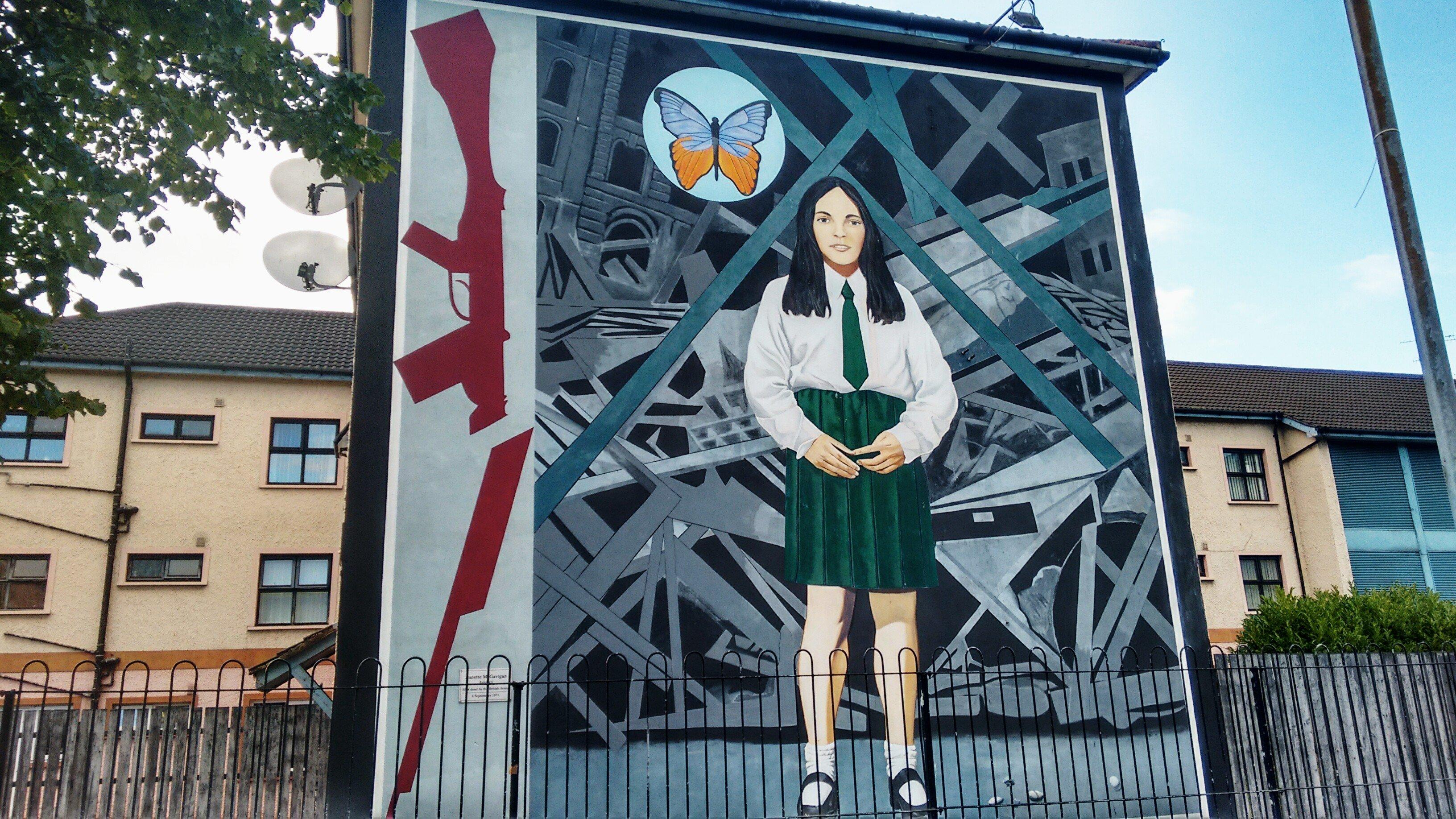 Republican Murals: Girl In School Uniform