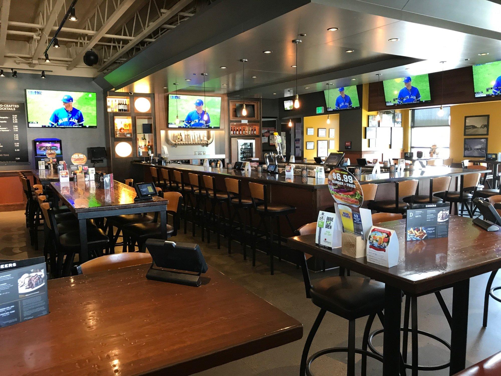 Applebee's Grill + Bar