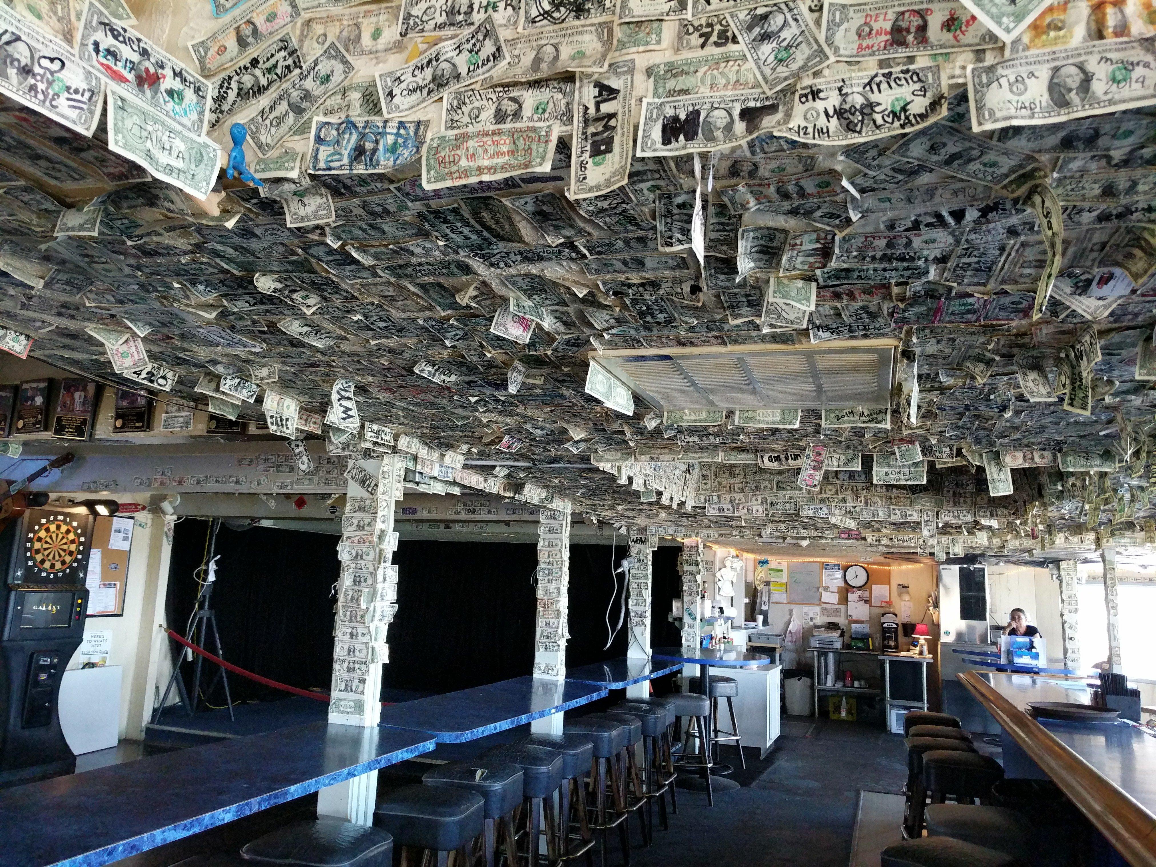 Lazy Harry's Sunshine Saloon