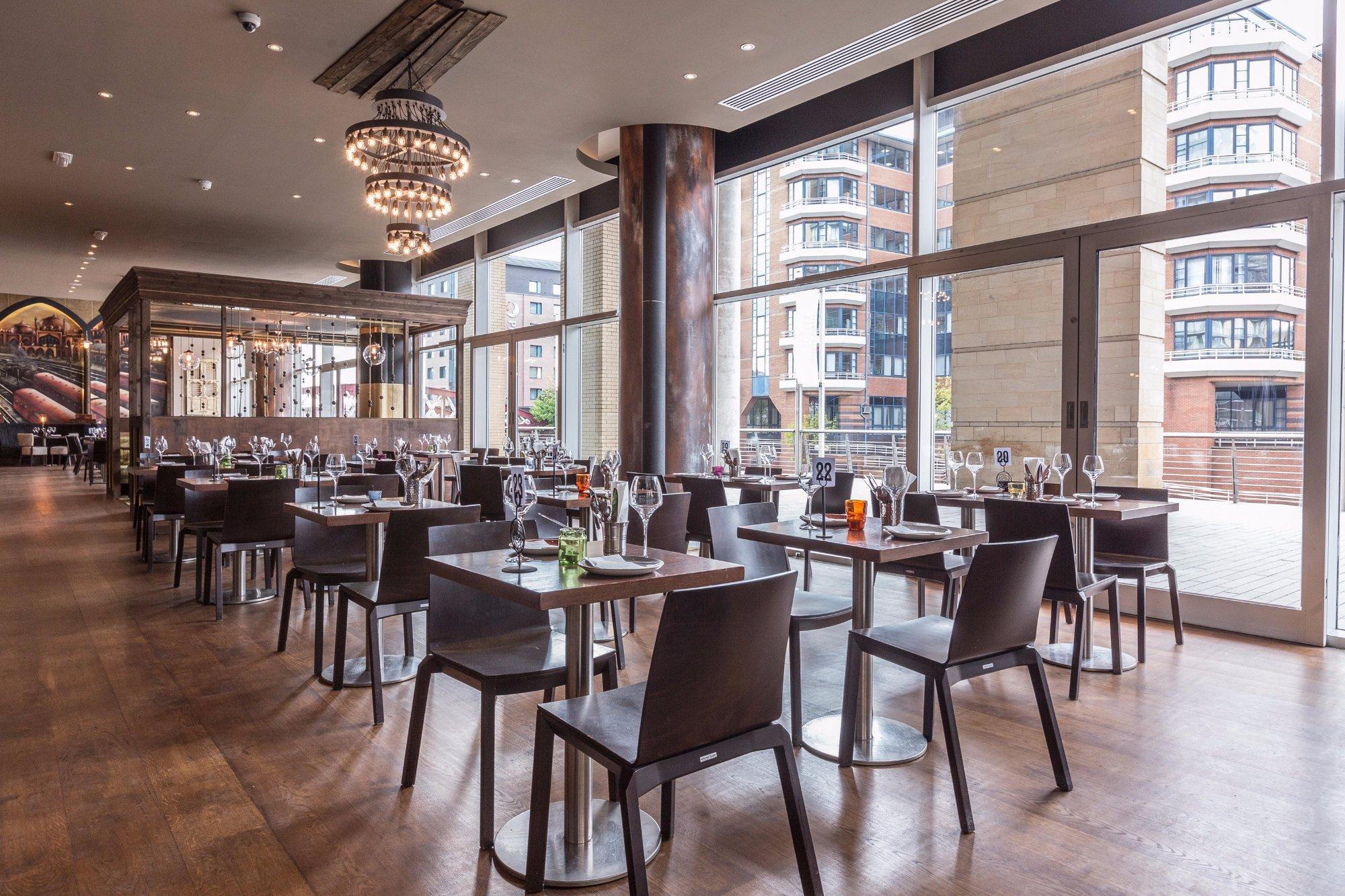 Scene Indian Street Kitchen