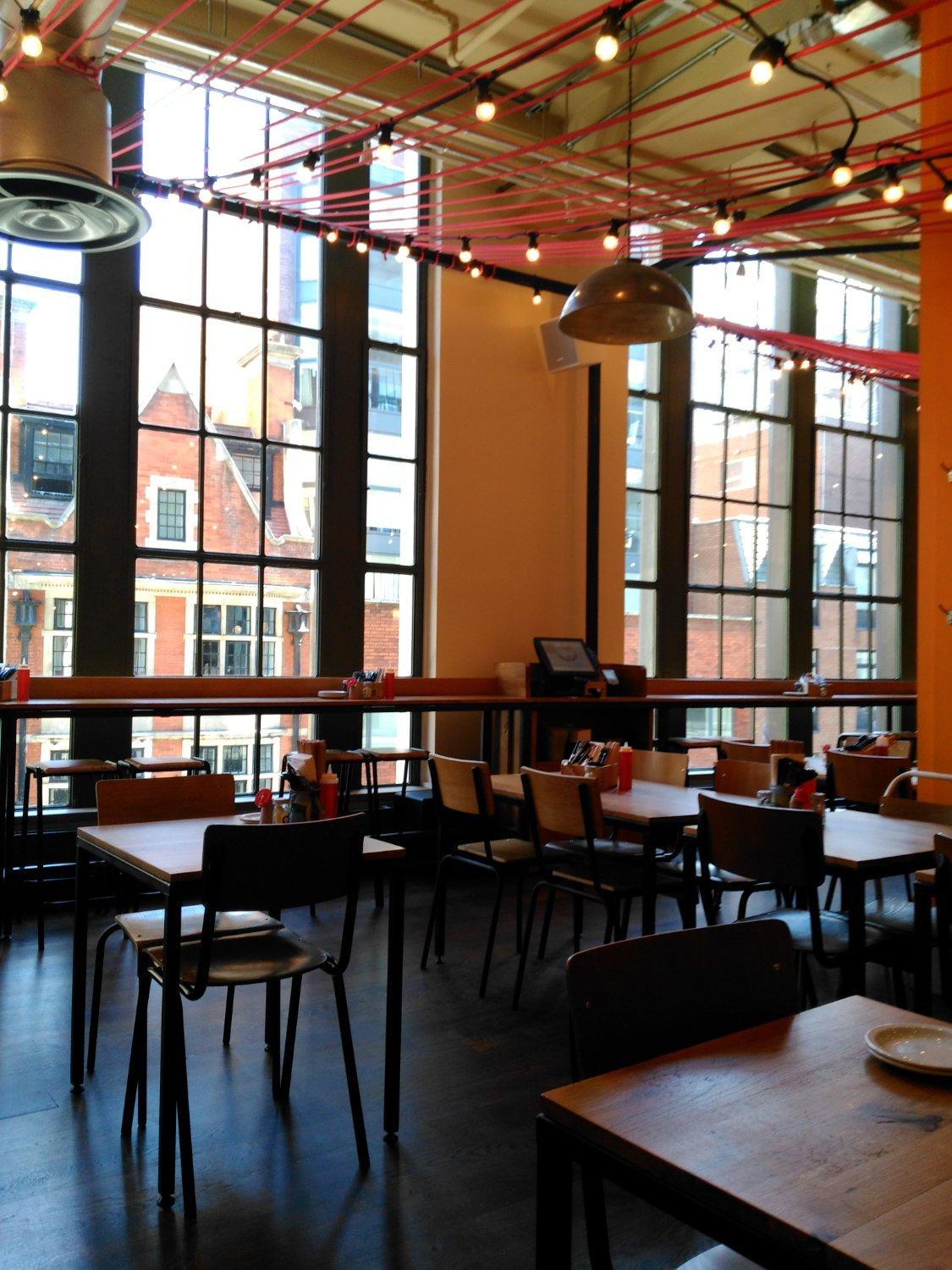 Photo by TheMomentHumansBlink