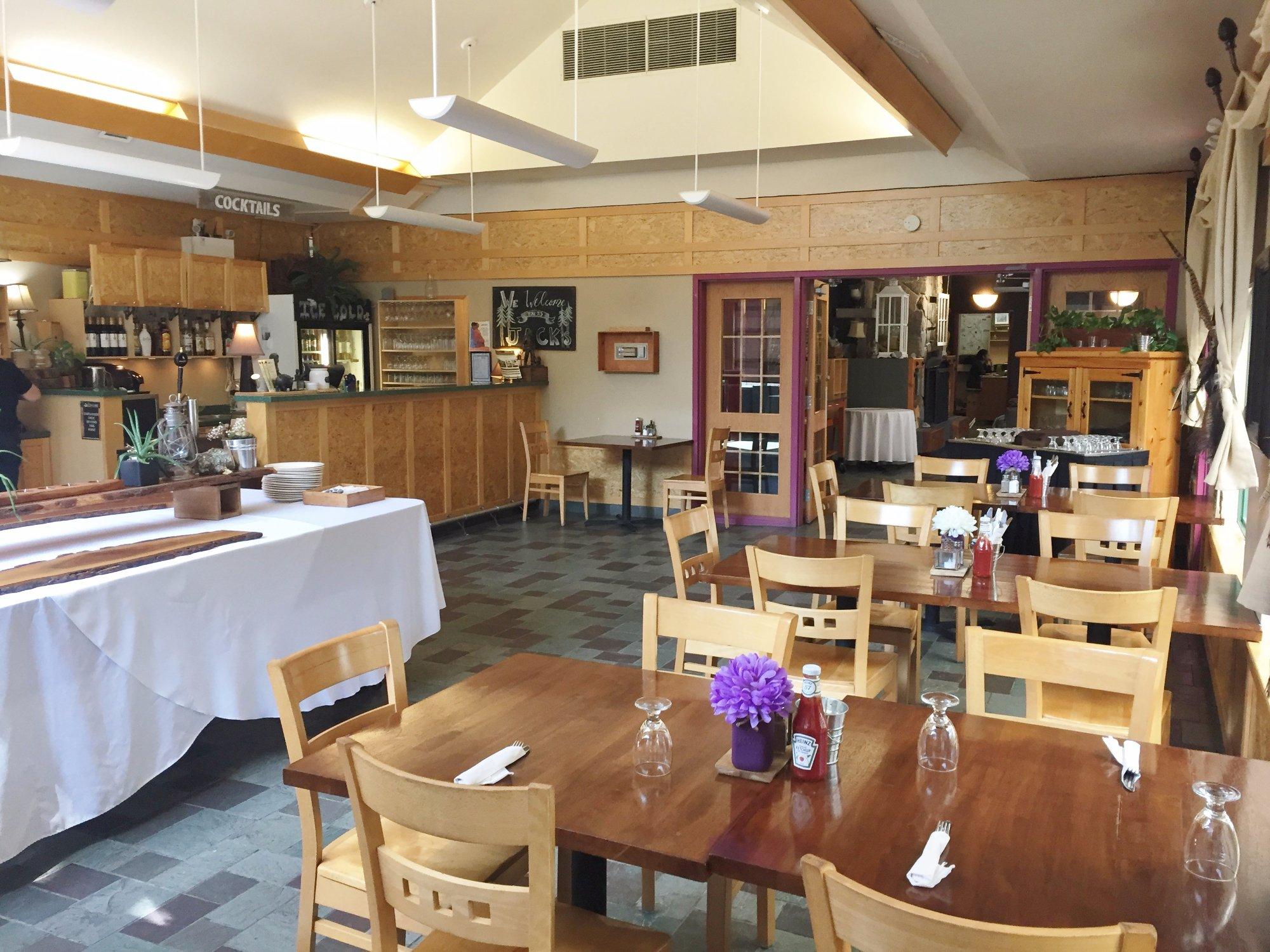 Elk Lake Eco Centre Restaurant