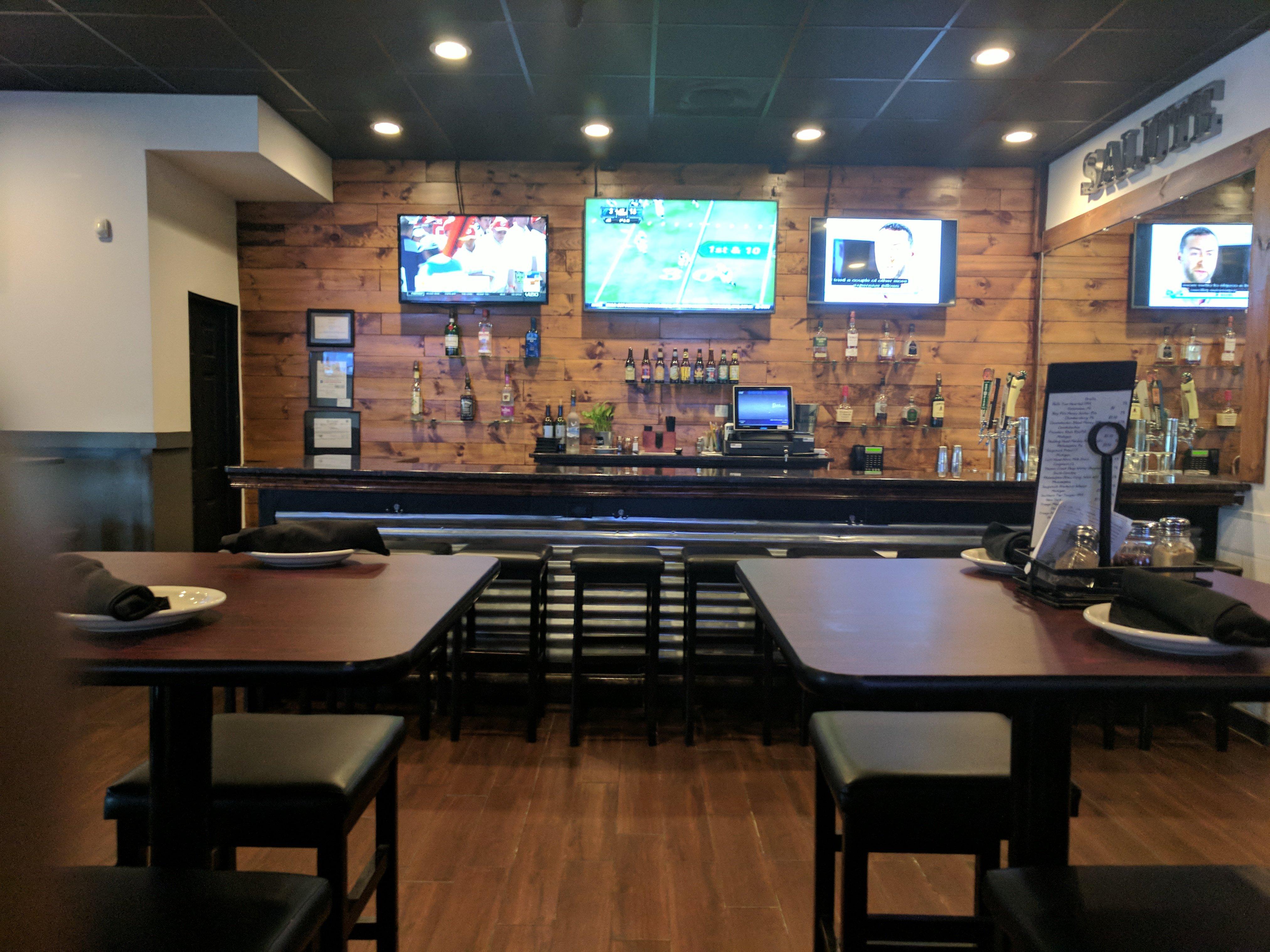 DeMarco's Restaurant and Bar