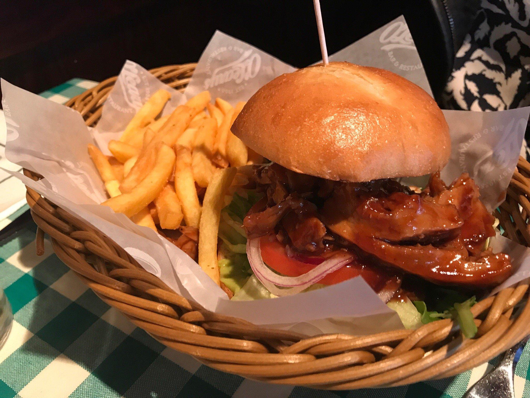 Photo by Madeleine N