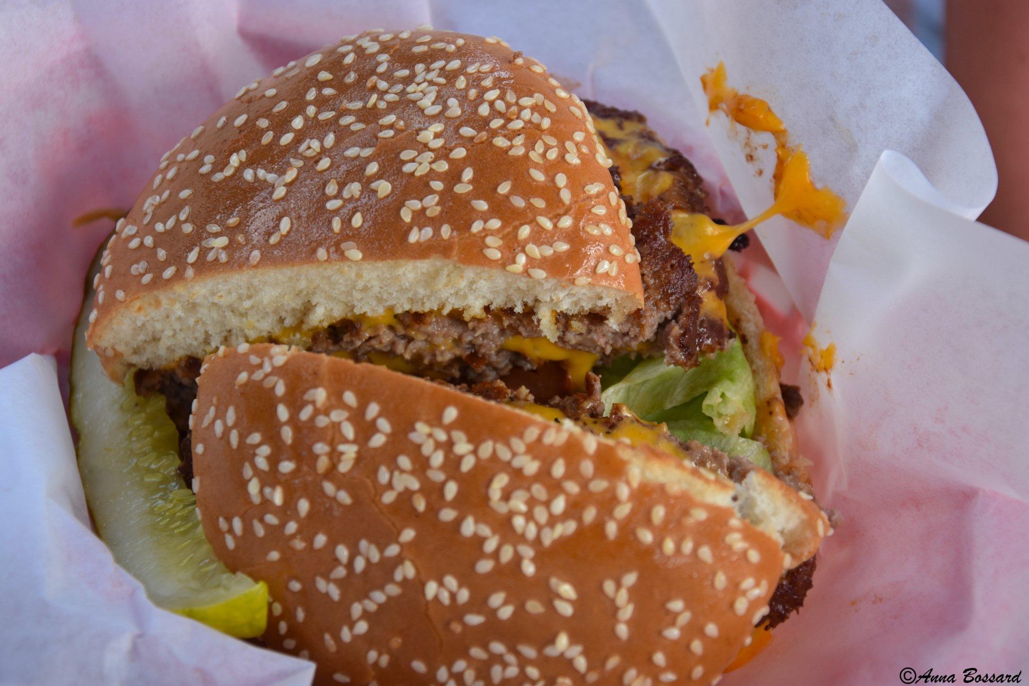 Big Dean's Ocean Front Cafe