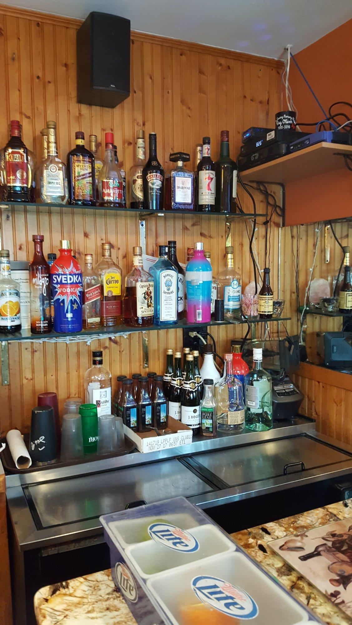 501 Park Ave Restaurant & Pub