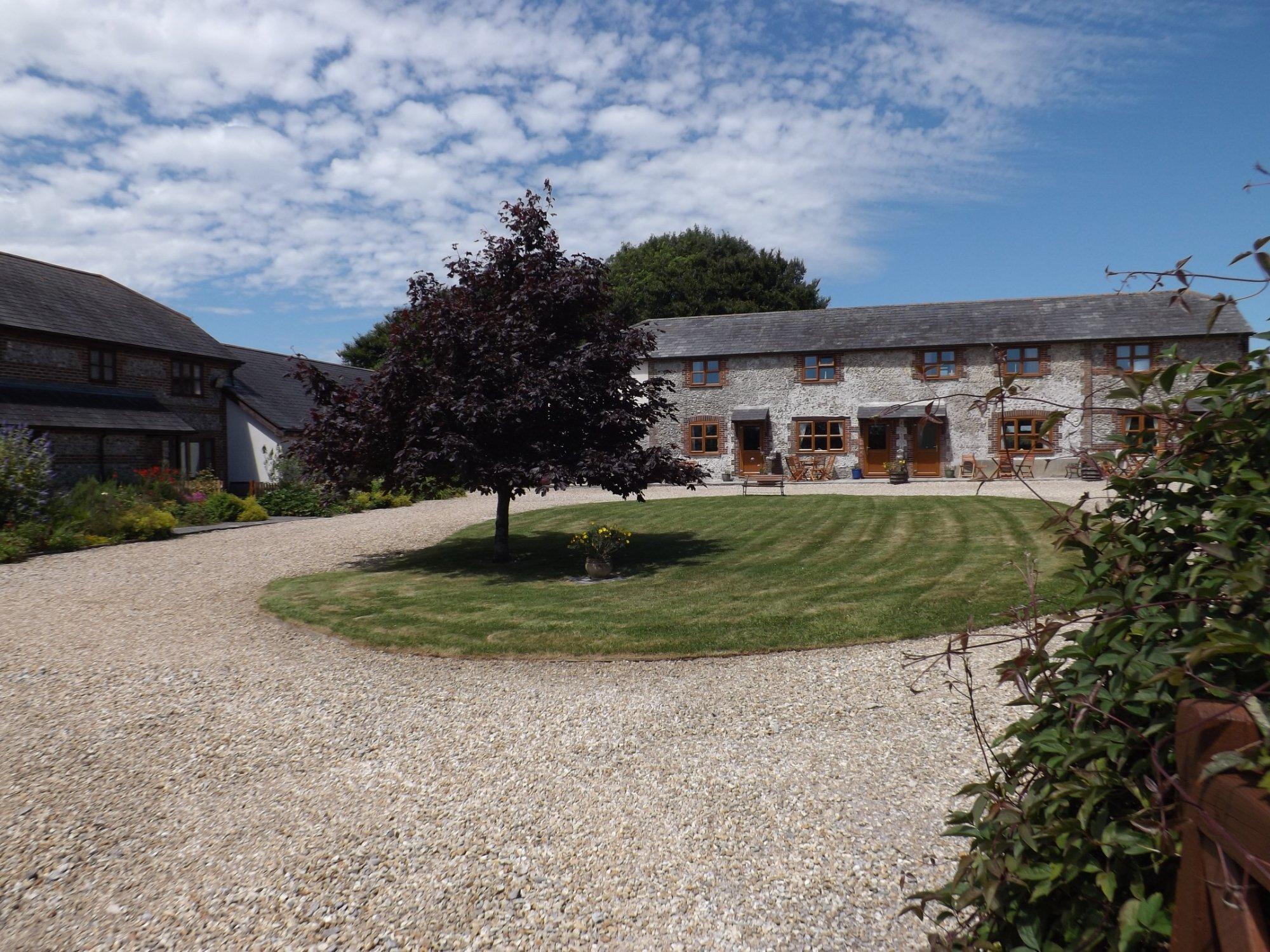 Lancombe Country Cottages & Lodges