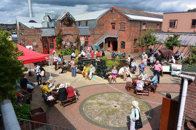 Photo by earthintruder