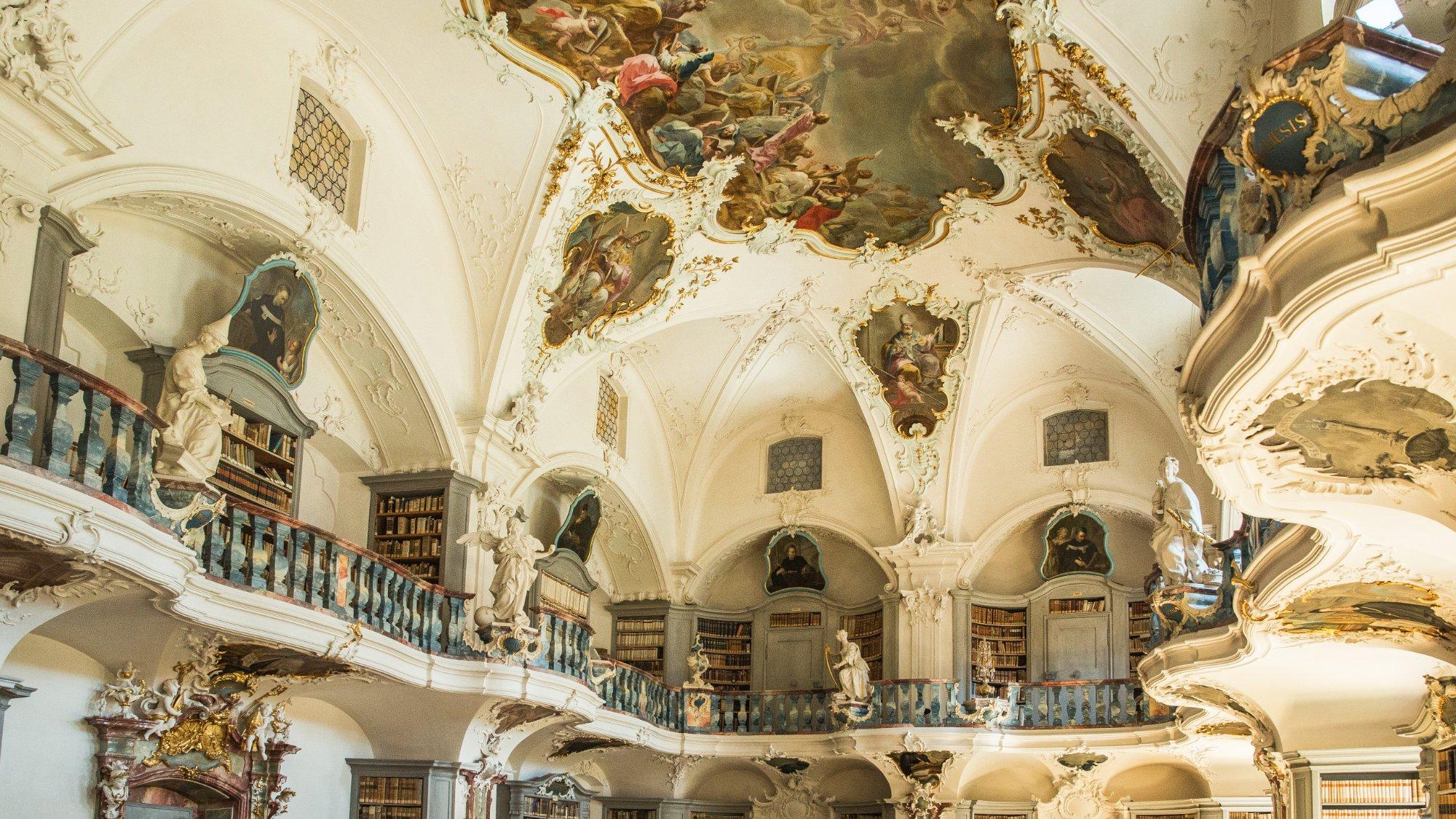 Rokokobibliothek St. Peter