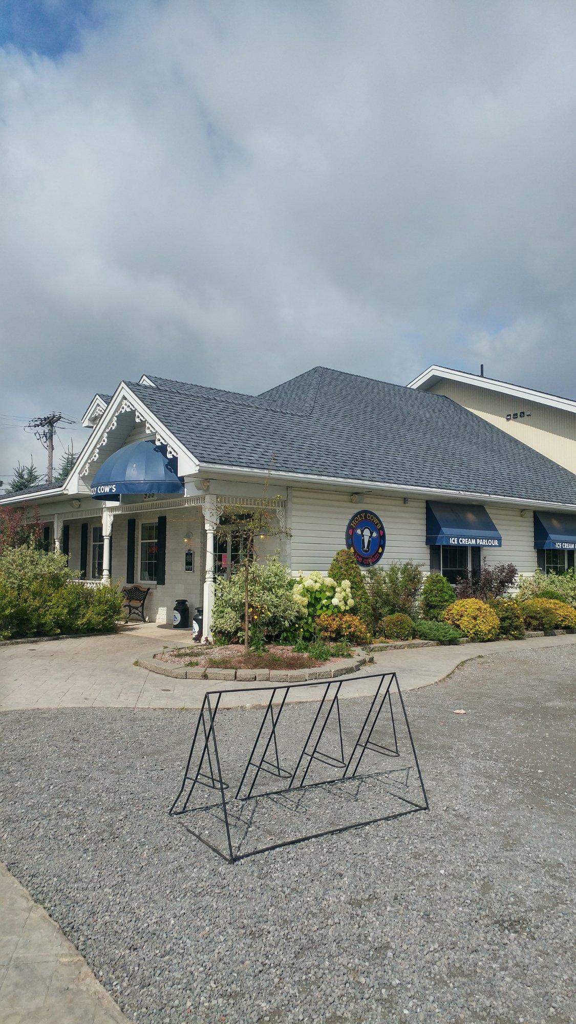 Holy Cow Ice Cream Parlour