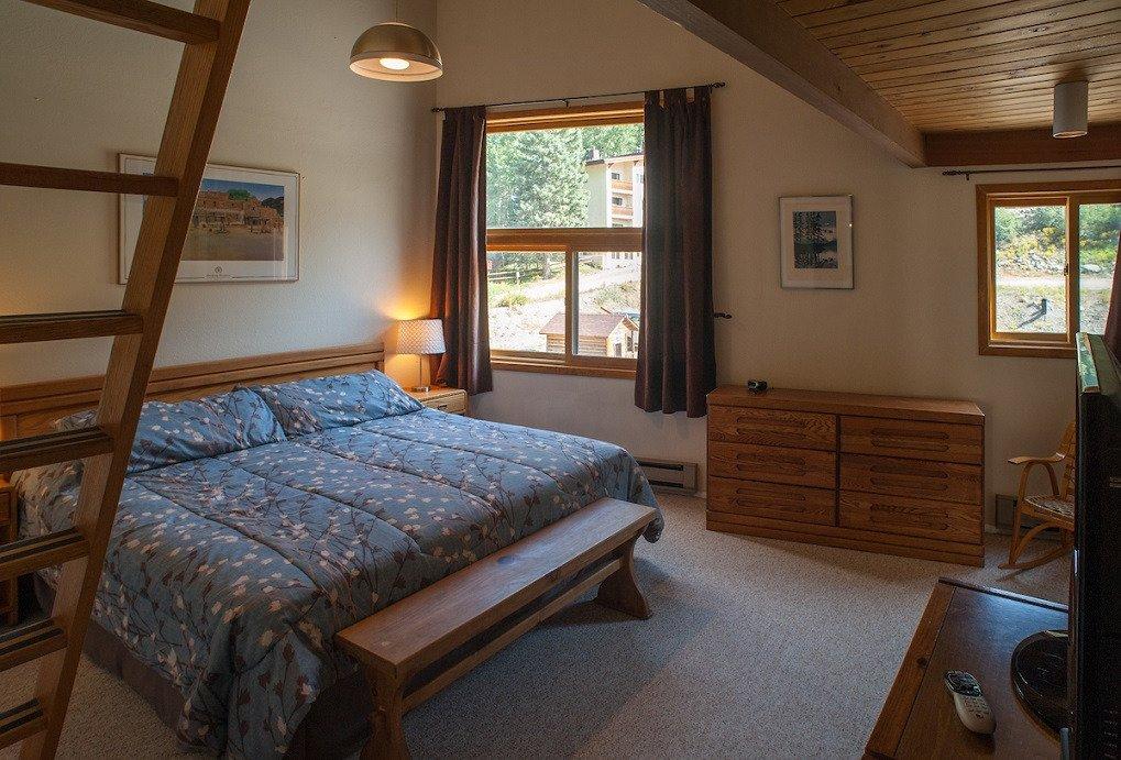 Sierra Del Sol Condominiums