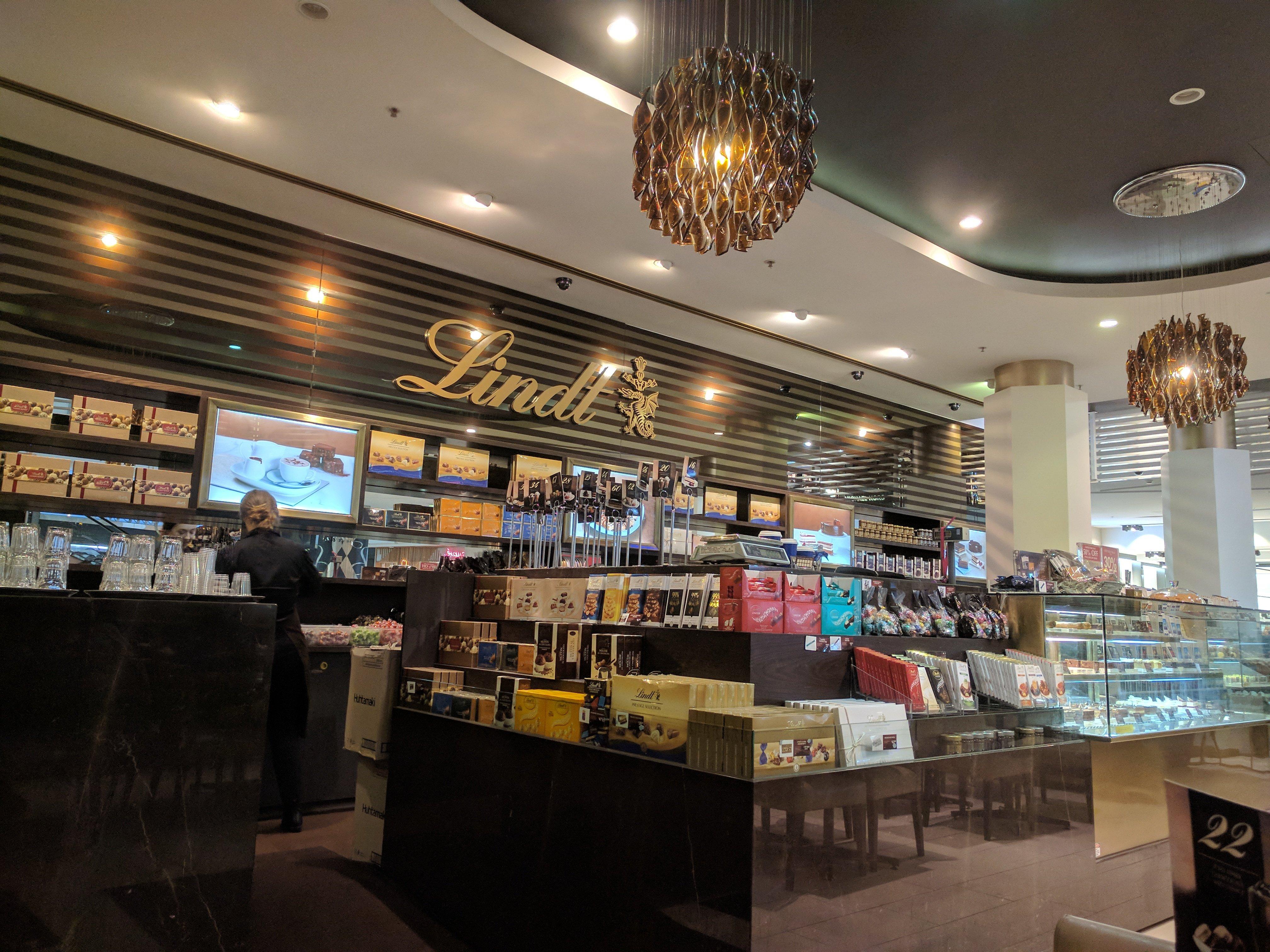 Lindt Chocolate Cafe