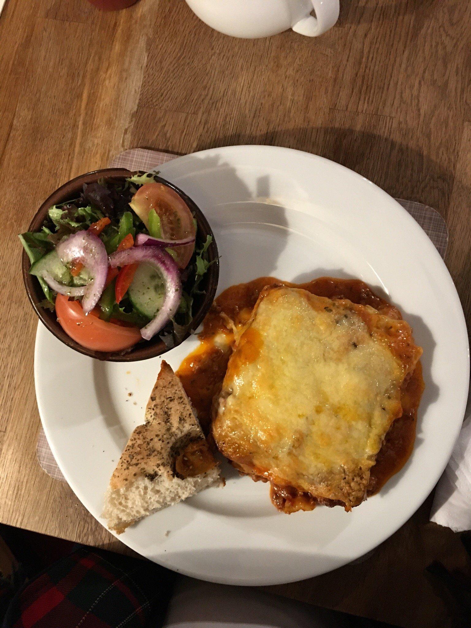 The Old Hand and Diamond Inn