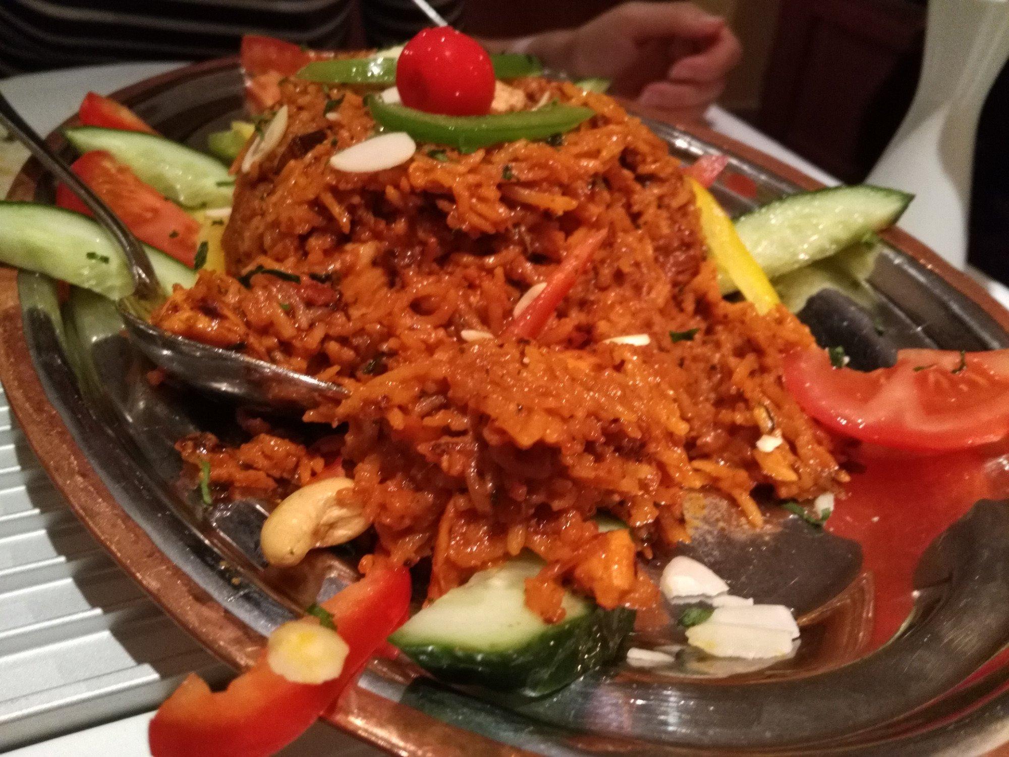 BOMBAY PALACE Indisches Restaurant und Biergarten