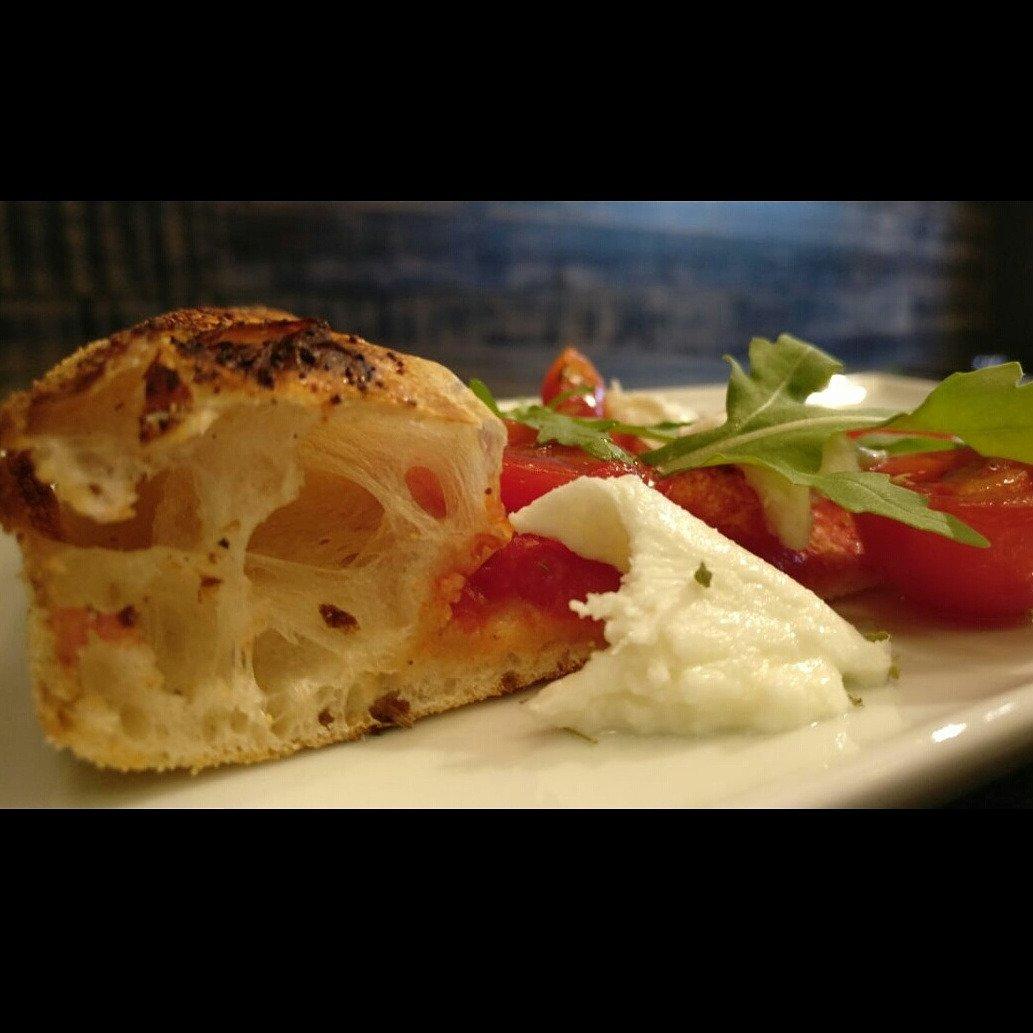 Hollywood Pyzza Restaurant