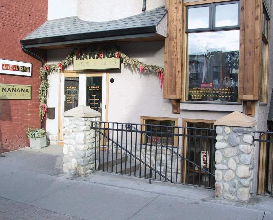 Mañana Imports & Gifts