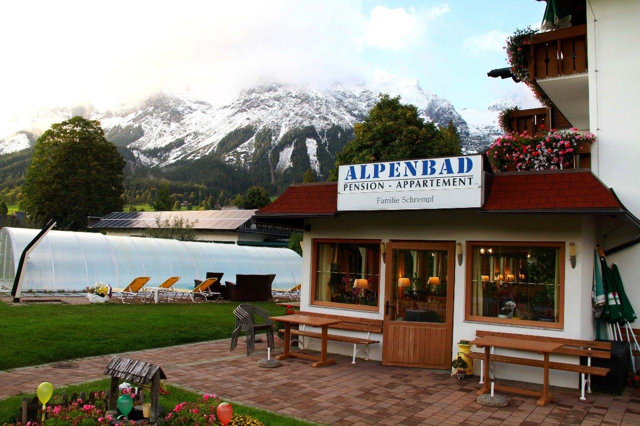 Pension & Appartements Alpenbad