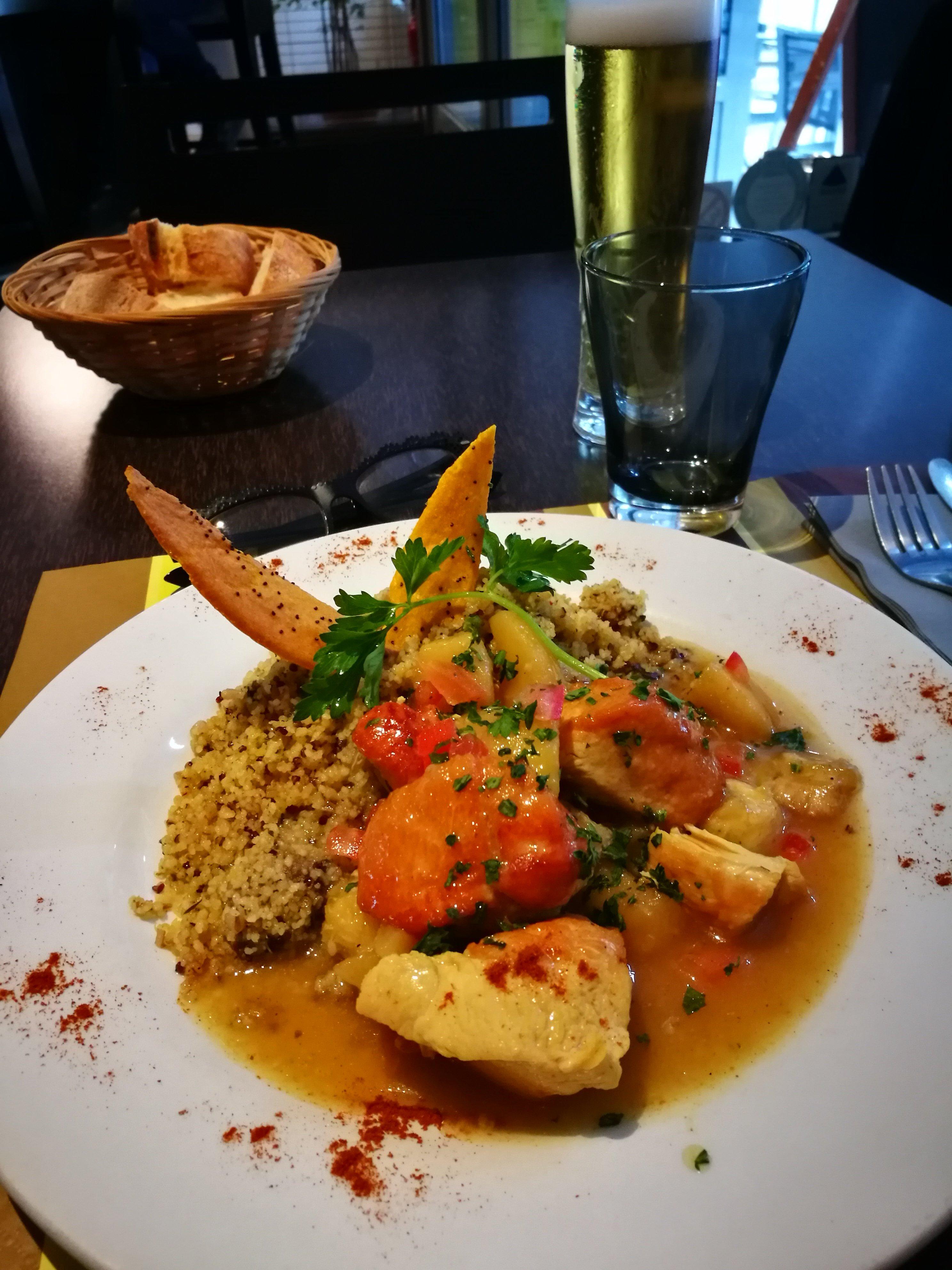 Le Victoria Hotel Restaurant