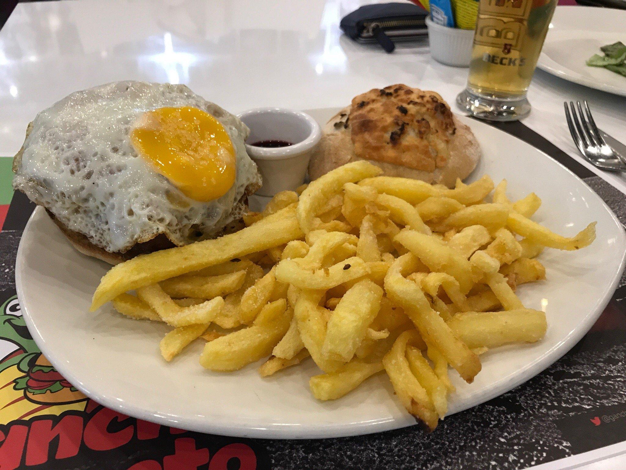 Photo by W9578VEluism