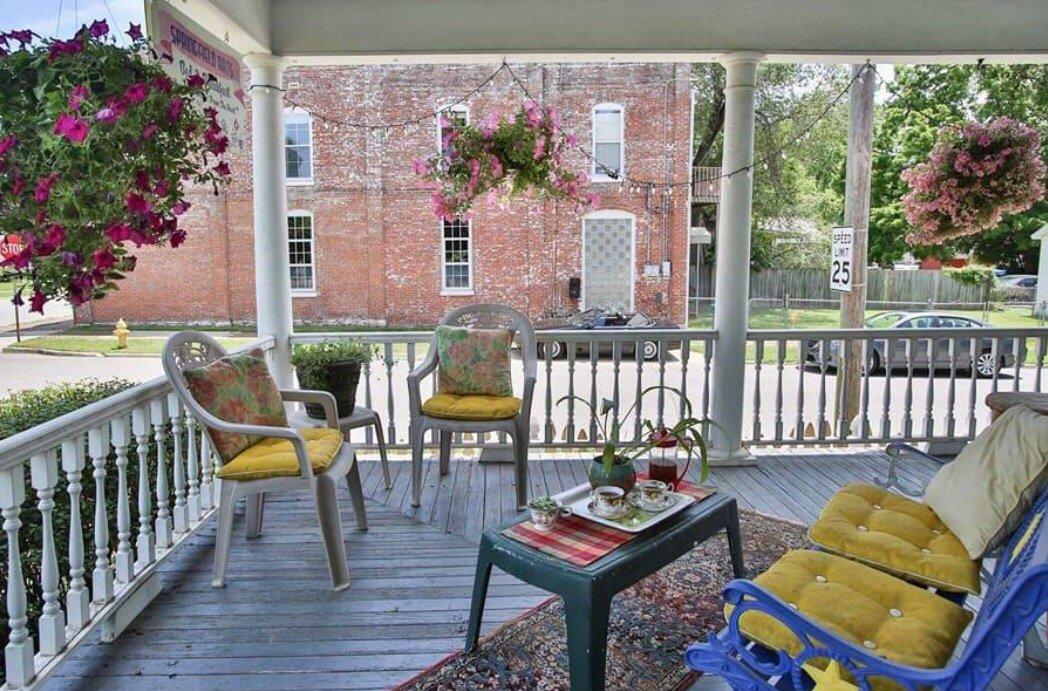 Springfield Arts Bed and Breakfast