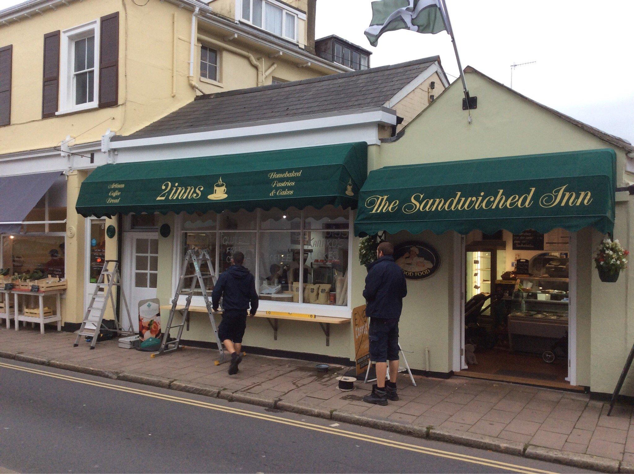 Coffee@CT'S trading as the sandwiched inn