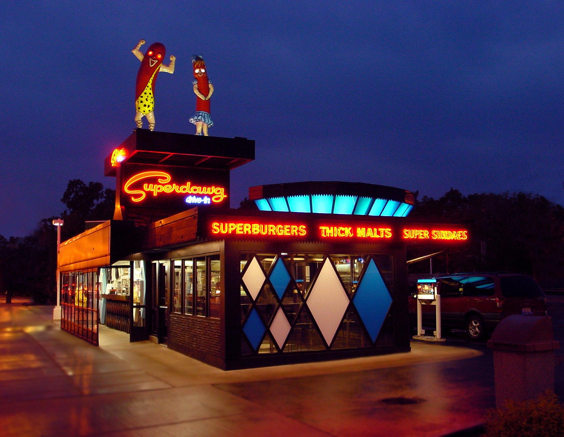 Superdawg Drive-In
