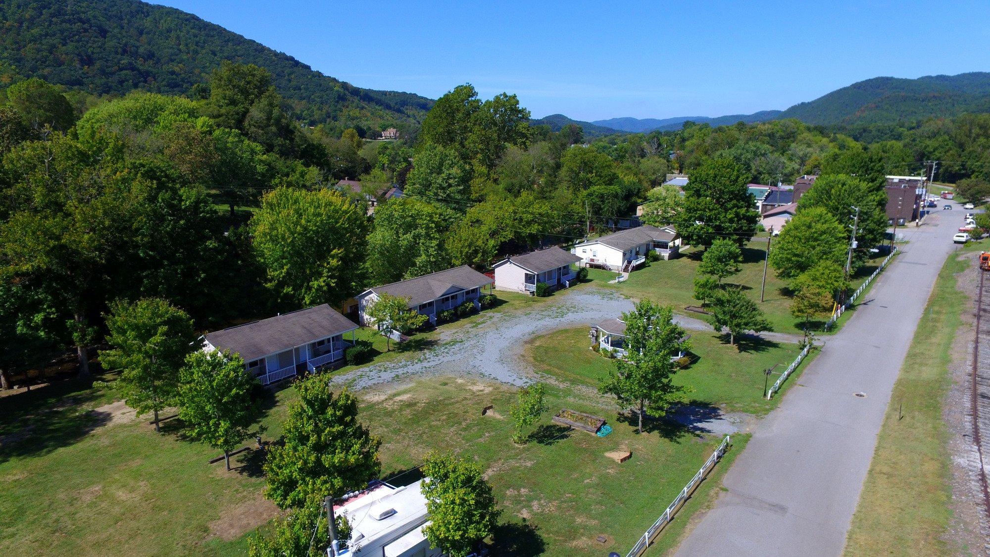 Springbrook Cottages