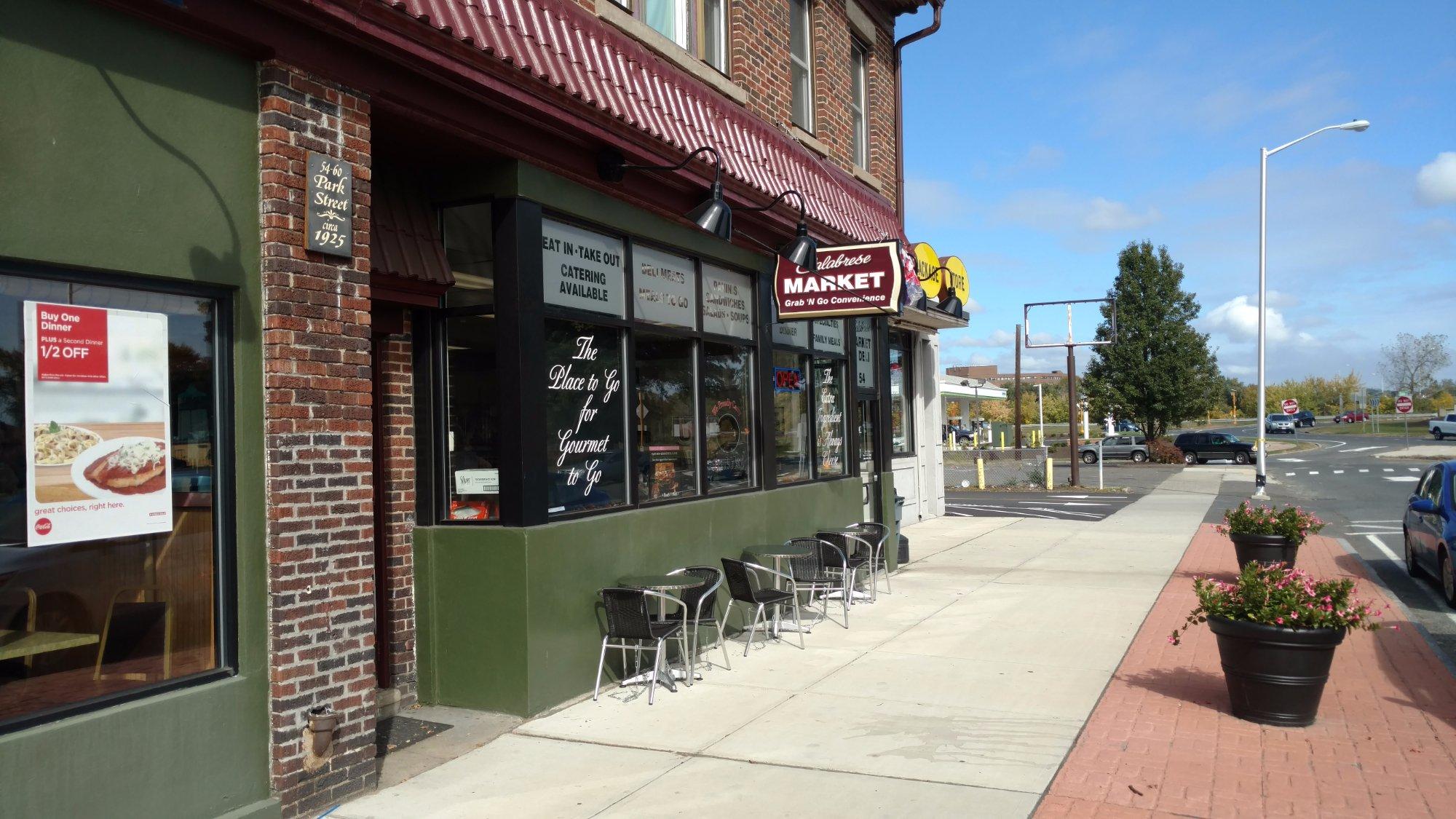 Calabrese Market and Deli